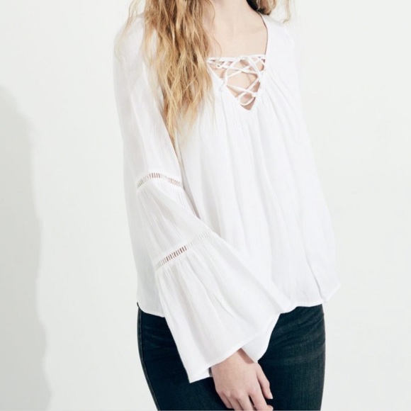Hollister Tops - Hollister White Bell Sleeve Top Size M
